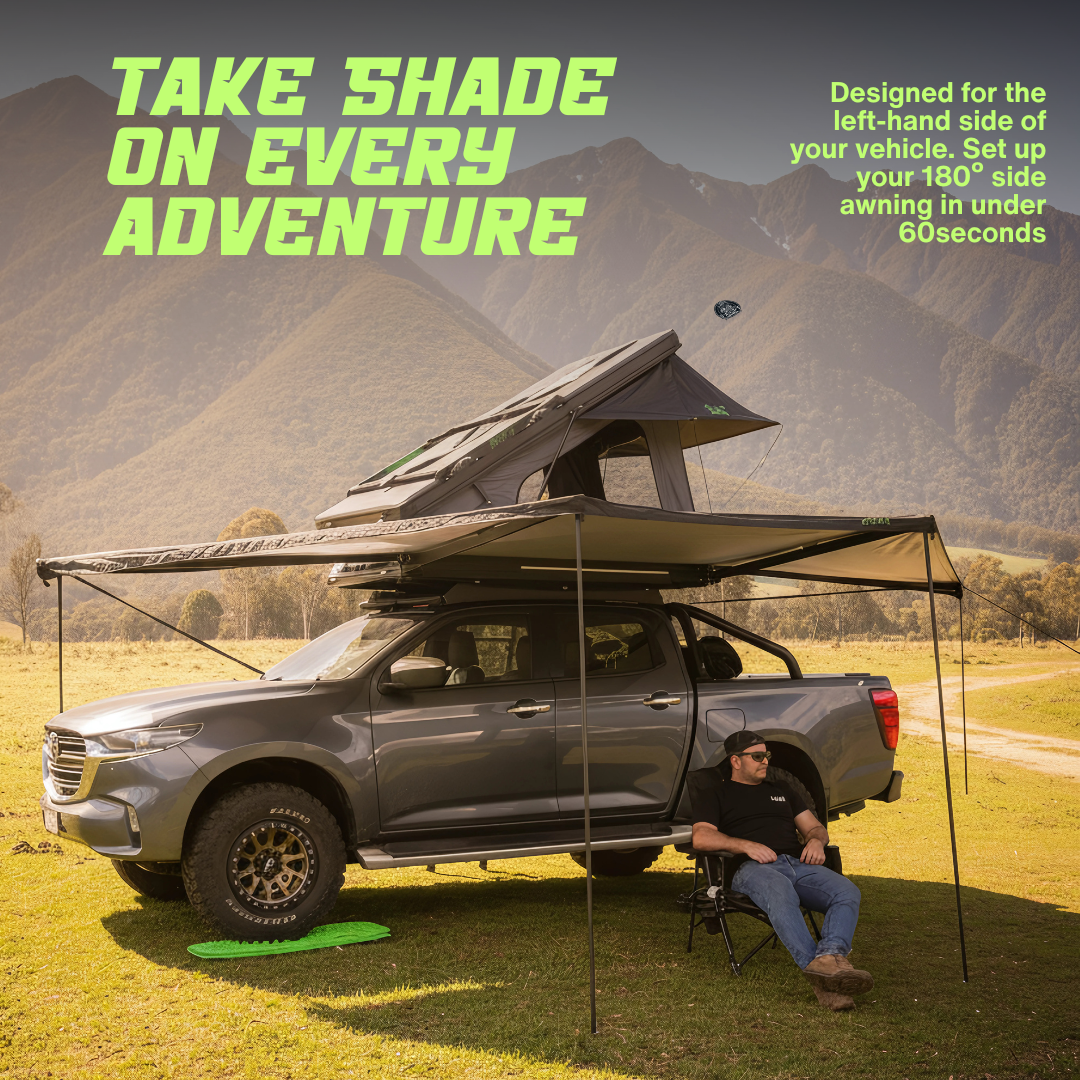 StraightLine 180° 4WD Awning