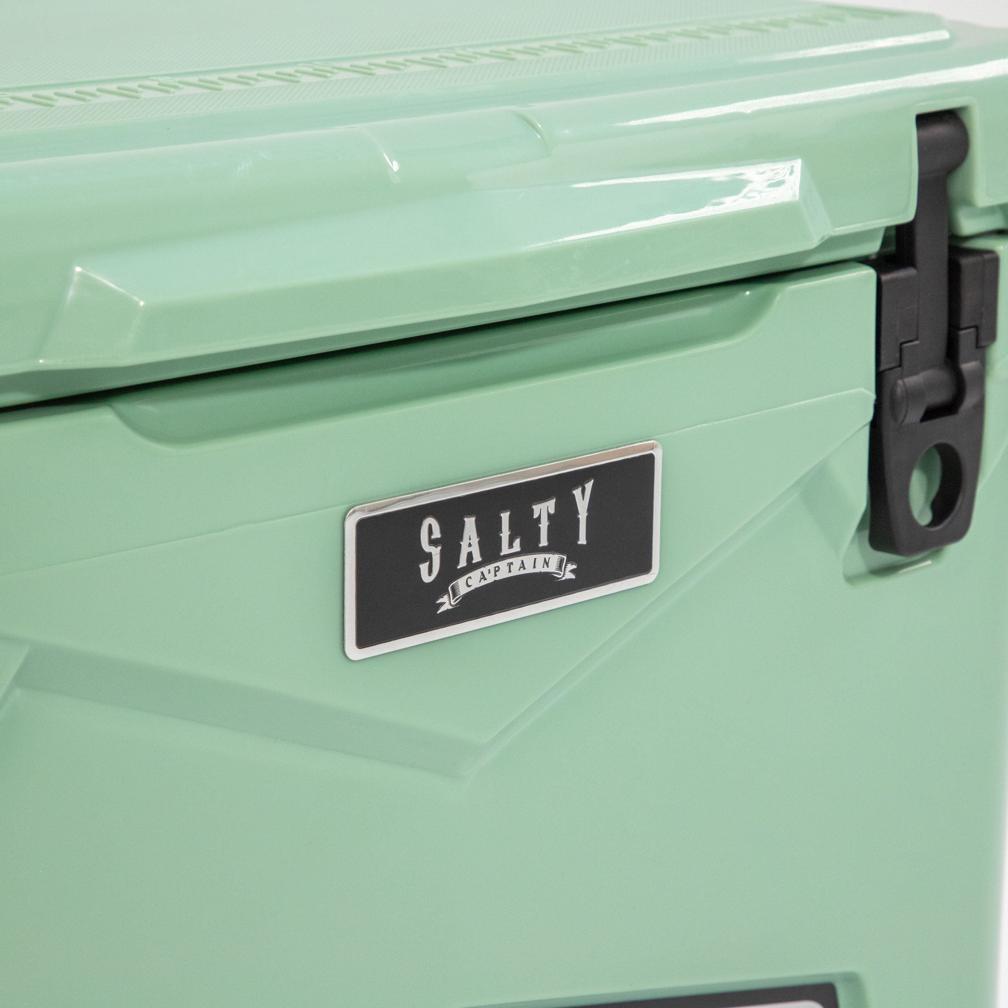 Arctic-35 Cooler Box 35QT | 33.1L – Salty Captain