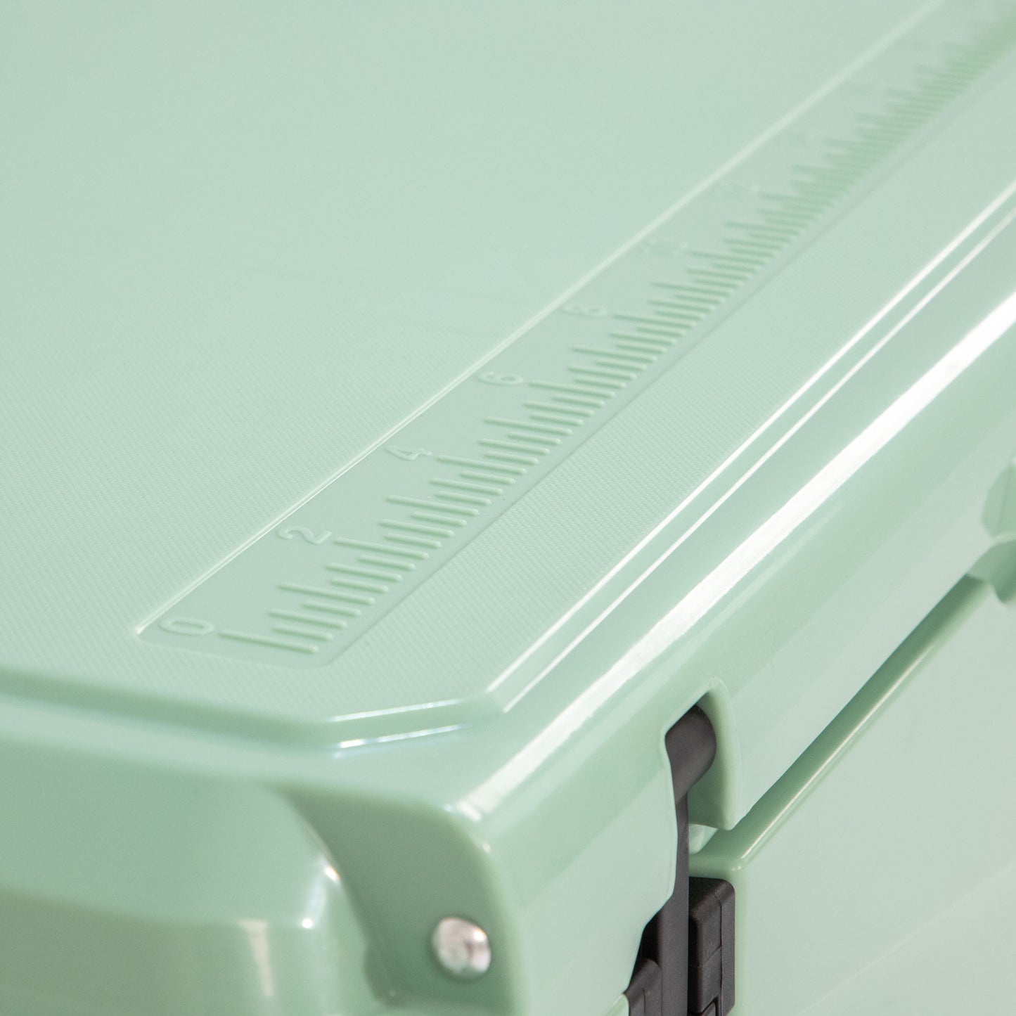 Arctic-75 Cooler Box 75QT | 70.9L