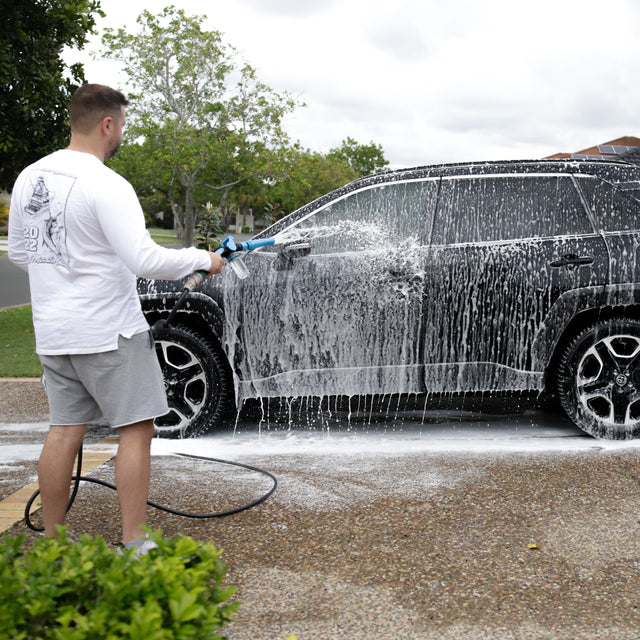 Car Wash Essentials Bucket
