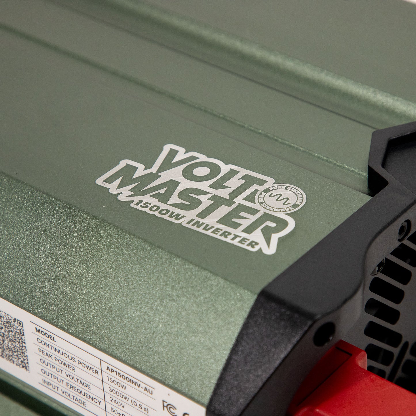 VoltMaster 1500W PURE SINE WAVE INVERTER