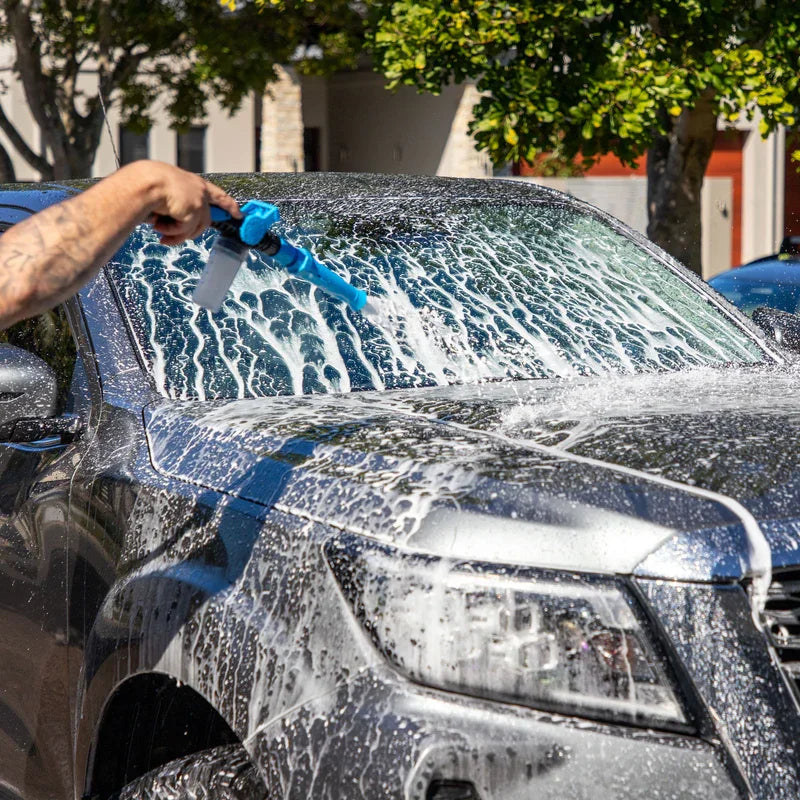 4WD DIY Cleaning Bucket + FREE Spray Wax & Waffle Towels