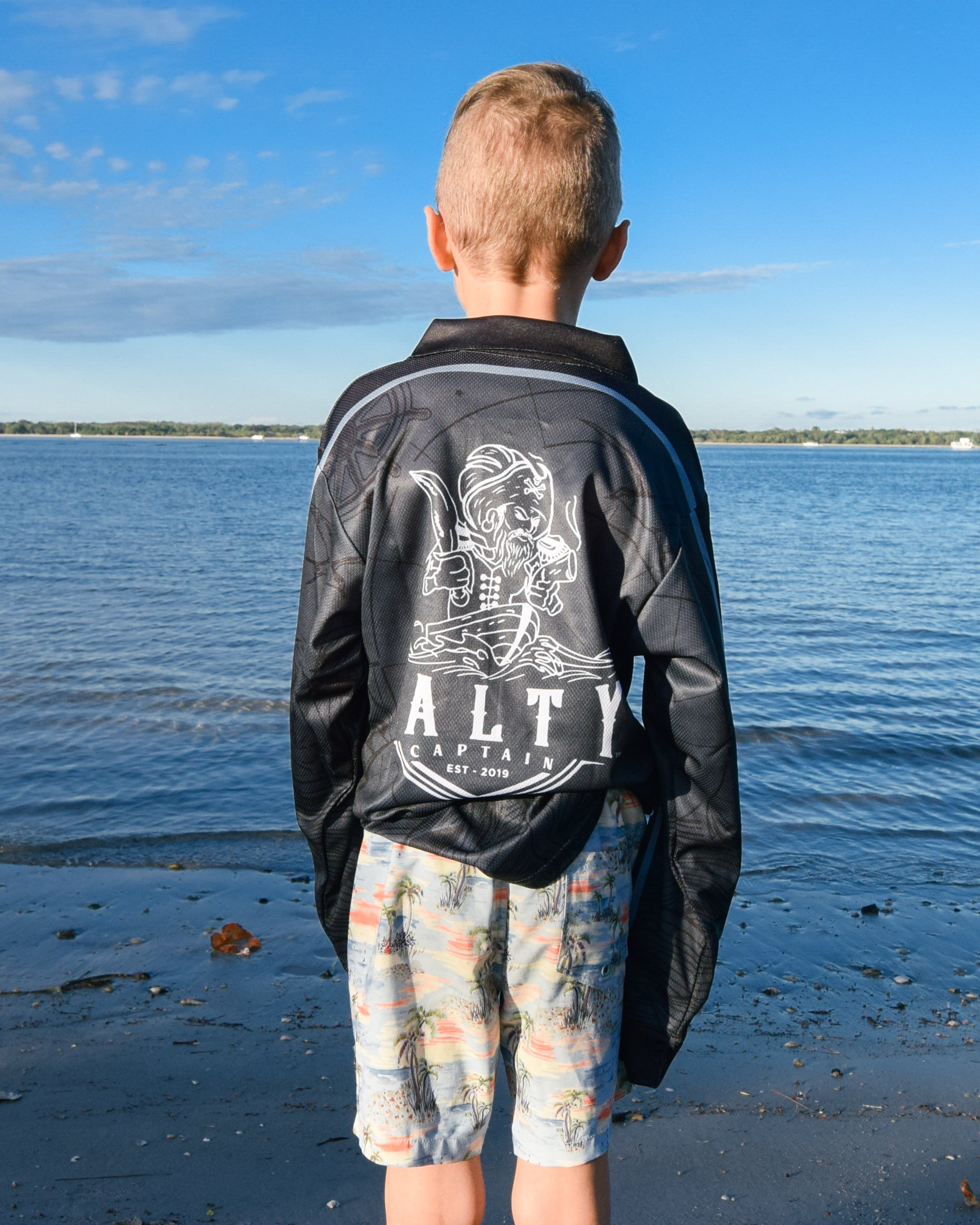 Salty Captain Fishing Shirt - Kids - Grey/Black