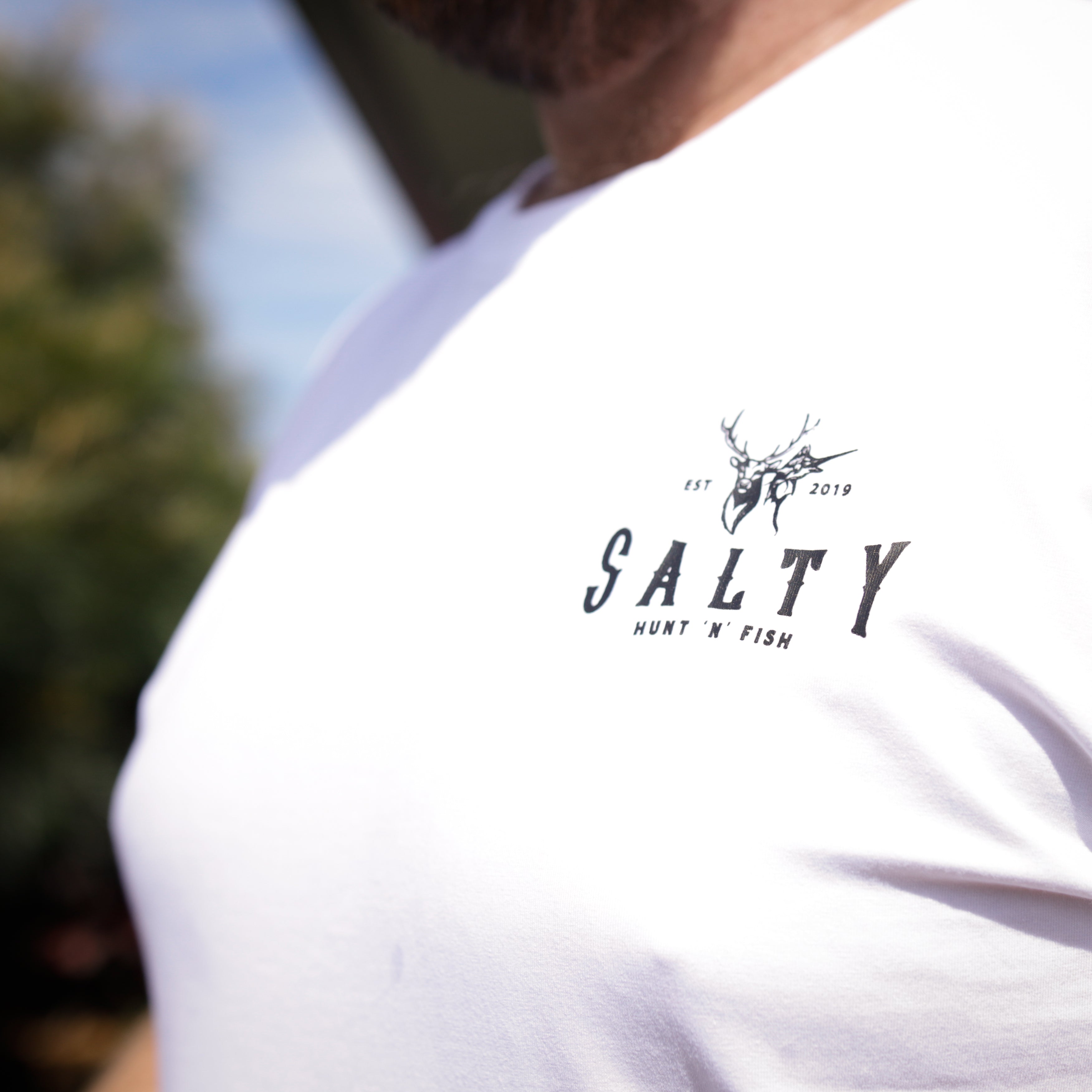 Salty Hunt 'n' Fish Staple Tee - Iceberg White